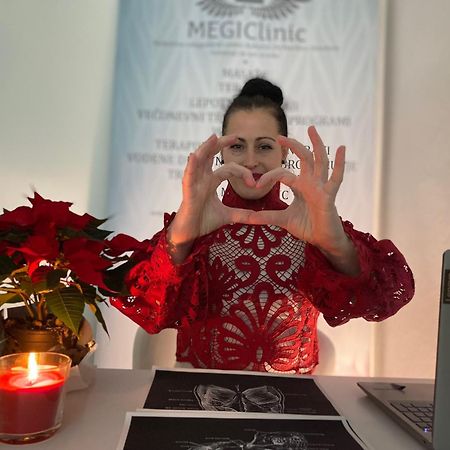 Hisa Megiclinic - Apartments & Healing Center Kobarid Esterno foto