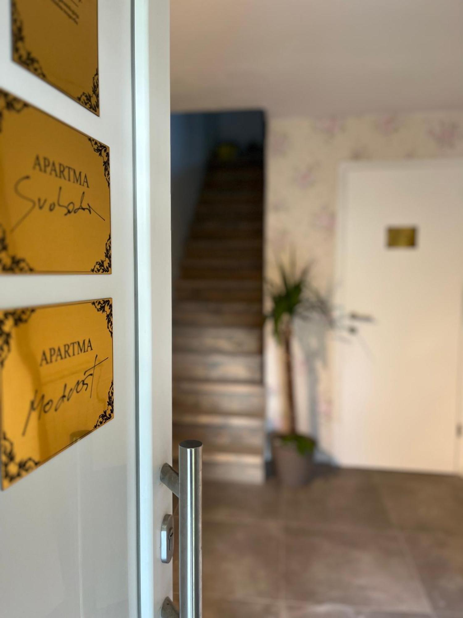 Hisa Megiclinic - Apartments & Healing Center Kobarid Esterno foto
